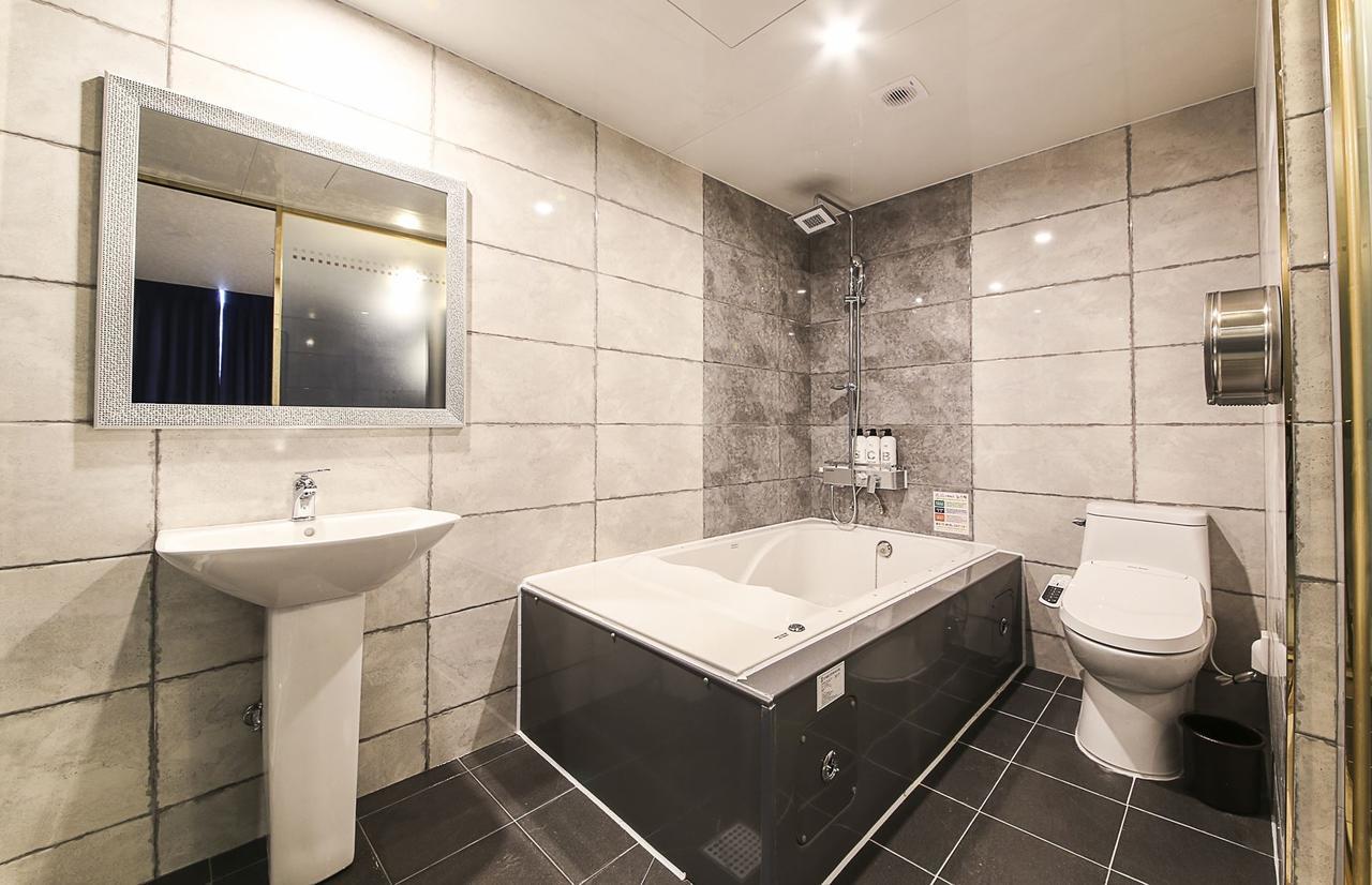 Carino Hotel Пусан Экстерьер фото